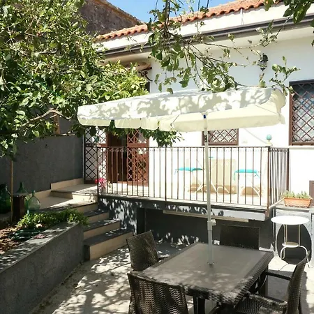 בית נופש Il Cedro Charming House